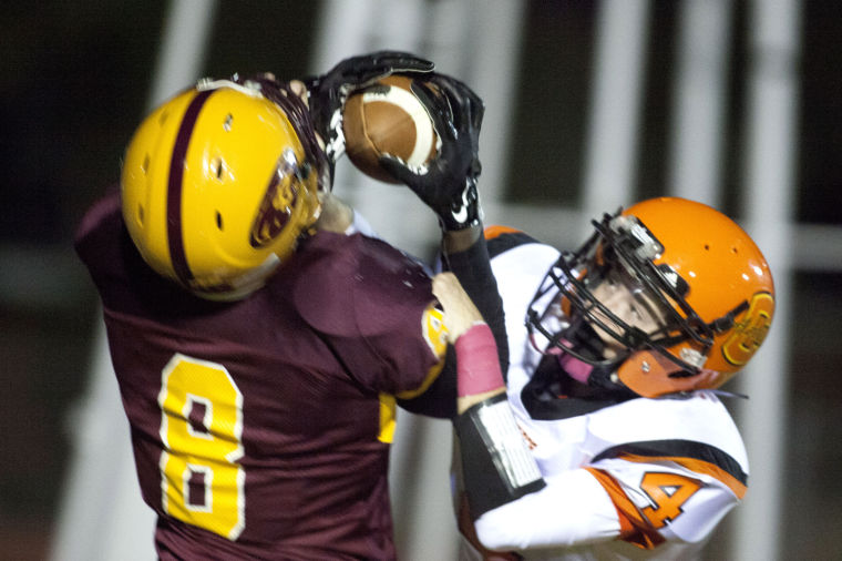 Football: MP vs Corona